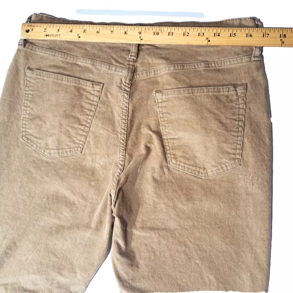 Old Navy Mens Jeans Beige Size 34x30 Slim Built In Flex Corduroy five pockets. - Picture 7 of 8